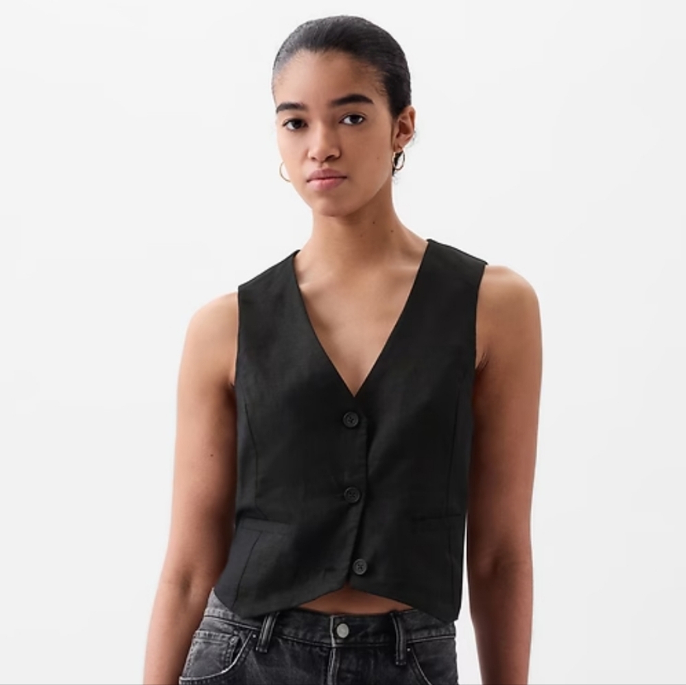 NWT GAP Black Linen Cotton Vest